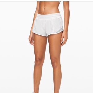 Hotty hot lululemon shorts